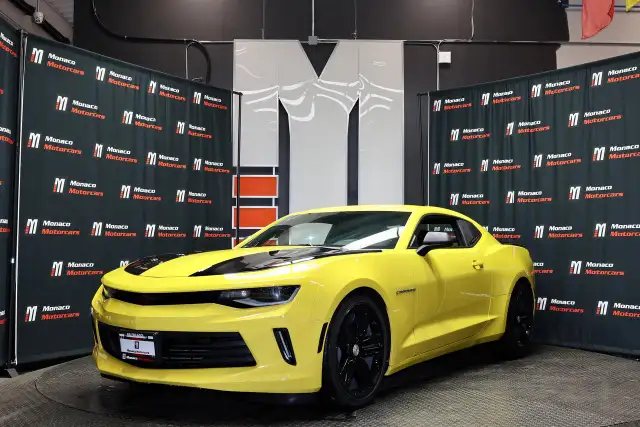 2017 Chevrolet Camaro 1LT RS (WRS) - SUNROOF|LEATHER|50th Annive