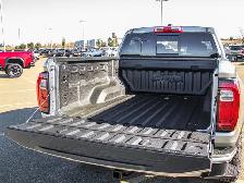 2026 GMC Canyon AT4 - Photo 8