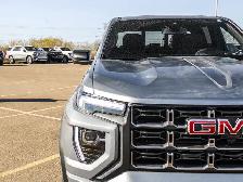 2026 GMC Canyon AT4 - Photo 11