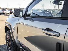 2026 GMC Canyon AT4 - Photo 13