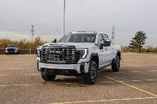 2026 GMC Sierra 3500HD Denali Ultimate - Photo 4