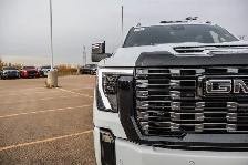2026 GMC Sierra 3500HD Denali Ultimate - Photo 11