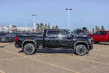 2026 GMC Sierra 3500HD Denali Ultimate - Photo 10