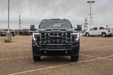 2026 GMC Sierra 3500HD Denali Ultimate - Photo 3