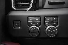 2026 GMC Sierra 3500HD Denali Ultimate - Photo 19
