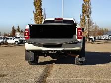2022 Ram 3500 Laramie Sport 6.7L Cummins | Heated & Cooled Seats - Photo 9