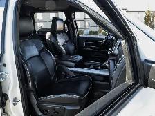 2022 Ram 3500 Laramie Sport 6.7L Cummins | Heated & Cooled Seats - Photo 15
