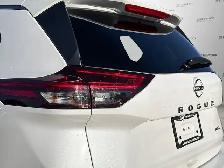 2025 Nissan Rogue SV Moonroof | No Accidents | Power Liftgate - Photo 13