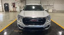 2022 GMC Terrain - Photo 2