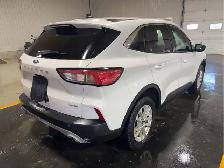 2022 Ford Escape - Photo 4