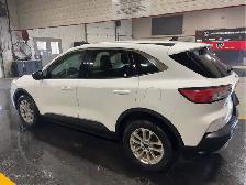 2022 Ford Escape - Photo 6