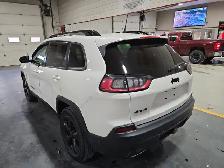 2020 Jeep Cherokee - Photo 3