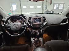 2020 Jeep Cherokee - Photo 18