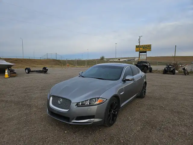 2013 Jaguar XF
