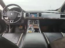 2013 Jaguar XF - Photo 17