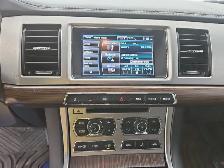 2013 Jaguar XF - Photo 20