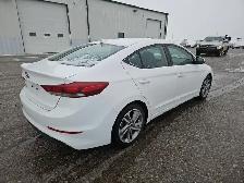 2018 Hyundai Elantra - Photo 5