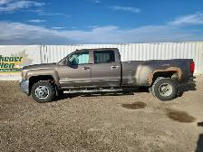 2015 Chevrolet Silverado 3500HD - Photo 5