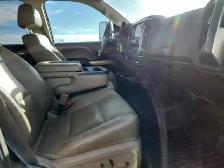 2015 Chevrolet Silverado 3500HD - Photo 18