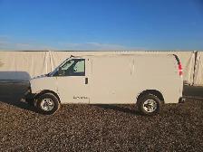 2020 GMC Savana - Photo 5