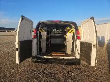2020 GMC Savana - Photo 14