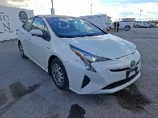 2017 Toyota Prius - Photo 3