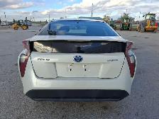 2017 Toyota Prius - Photo 6