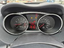 2011 Mitsubishi Outlander - Photo 11