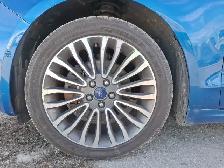 2017 Ford Fusion - Photo 16