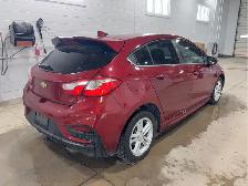 2018 Chevrolet Cruze - Photo 4