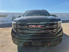 2025 GMC Sierra 1500 - Photo 2