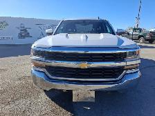 2018 Chevrolet Silverado 1500 - Photo 2