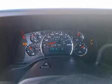 2017 Chevrolet Express - Photo 11