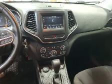 2021 Jeep Cherokee - Photo 10