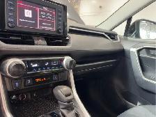 2019 Toyota RAV4 - Photo 10