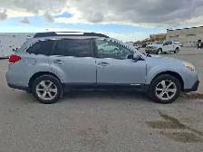 2014 Subaru Outback - Photo 4