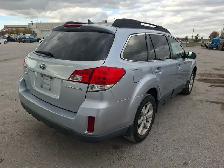 2014 Subaru Outback - Photo 5