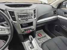 2010 Subaru Legacy - Photo 12