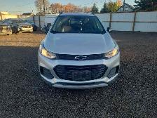 2019 Chevrolet Trax - Photo 2
