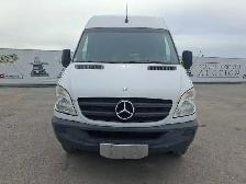 2012 Mercedes-Benz Sprinter - Photo 2