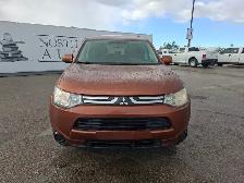2014 Mitsubishi Outlander - Photo 2