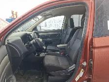 2014 Mitsubishi Outlander - Photo 10