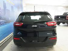 JEEP CHEROKEE 2016 SPORT 4X4 130 300 KM JAMAIS ACCIDENTE BANCS & - Photo 5