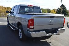 2020 Ram 1500 Classic 4x4 Crew Cab 5'7' Box Slt Crew Cab Short B - Photo 3