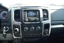 2020 Ram 1500 Classic 4x4 Crew Cab 5'7' Box Slt Crew Cab Short B - Photo 17