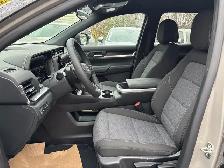 2027 GMC Terrain AWD Elevation - Photo 9