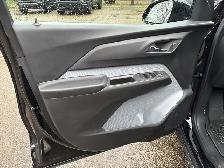 2027 Chevrolet Bolt RS - Photo 8
