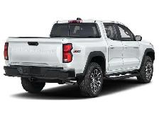 2026 Chevrolet Colorado Z71 - Photo 2