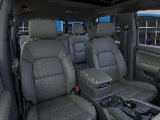 2026 Chevrolet Colorado ZR2 - Photo 6