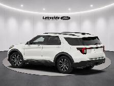 2027 Ford Explorer ST-Line - Photo 2